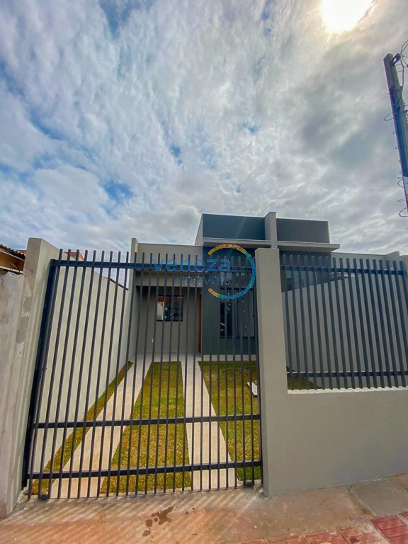 Casa Residencial à venda no bairro Jardim Belem de Londrina com 70m<sup>2</sup> útil, 3 quartos, 1 vaga de garagem