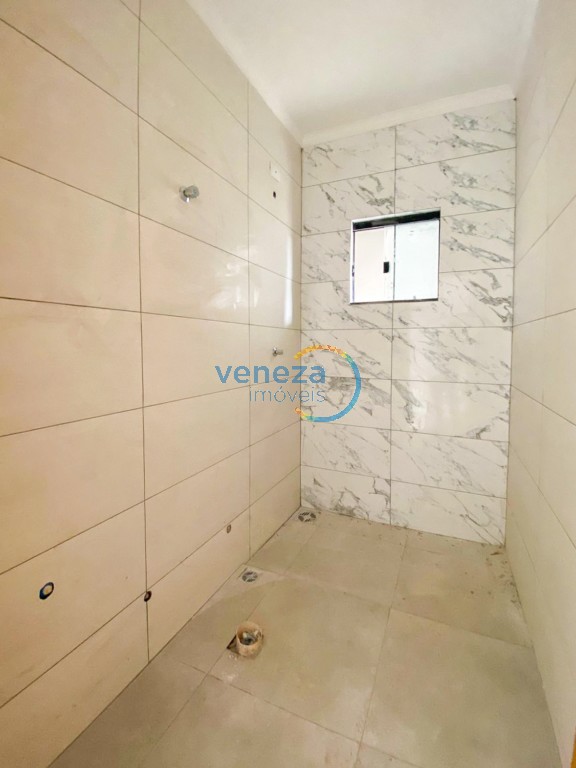 Casa Residencial à venda no bairro Jardim Belem de Londrina com 70m<sup>2</sup> útil, 3 quartos, 1 vaga de garagem