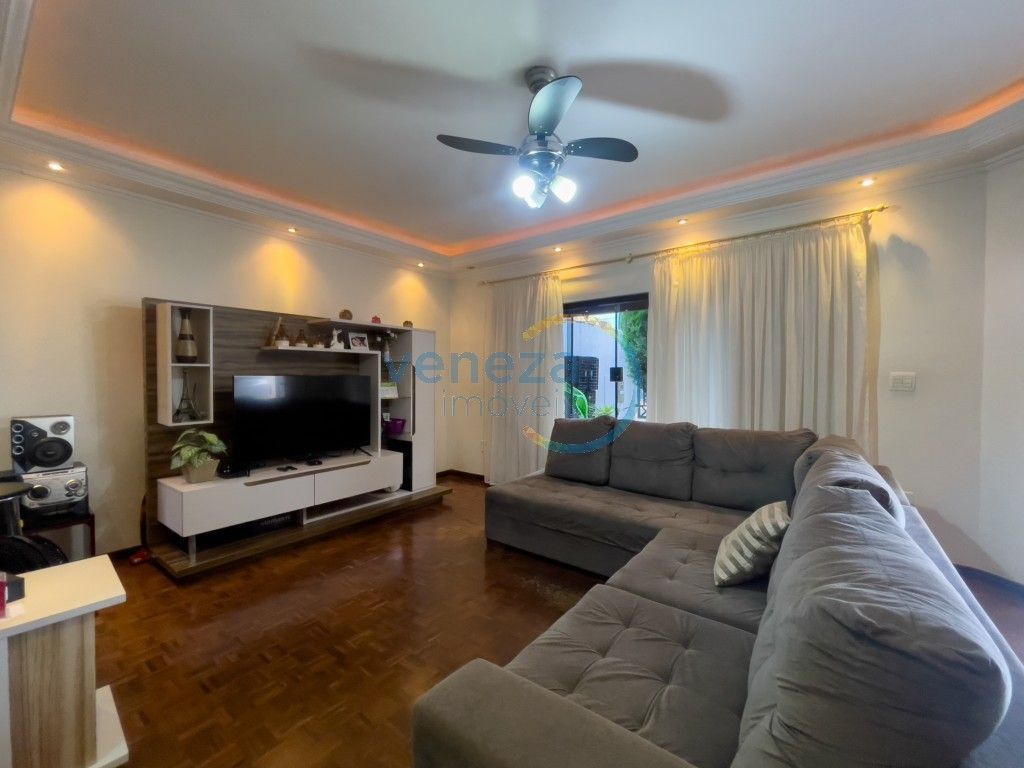 Casa Residencial para venda no bairro Coliseu de Londrina - Foto 4