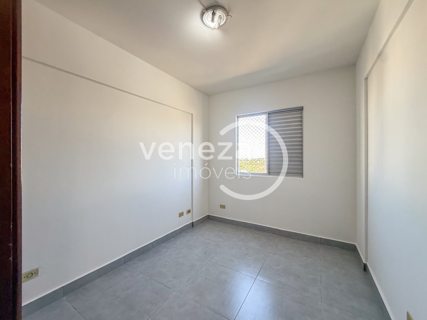 Apartamento para locação no bairro Jardim Higienopolis de Londrina - Foto 4