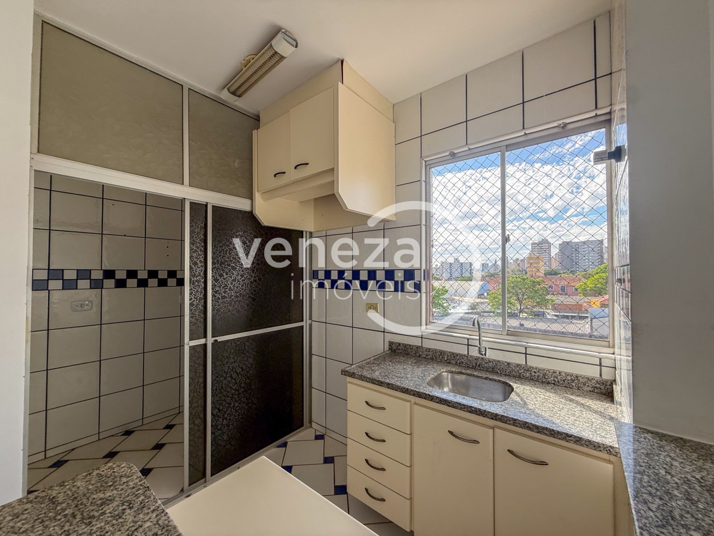 Apartamento para locação no bairro Jardim Higienopolis de Londrina - Foto 7
