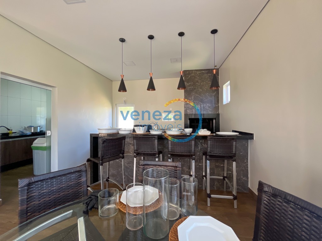 Casa Residencial para venda no bairro Heimtal de Londrina - Foto 17
