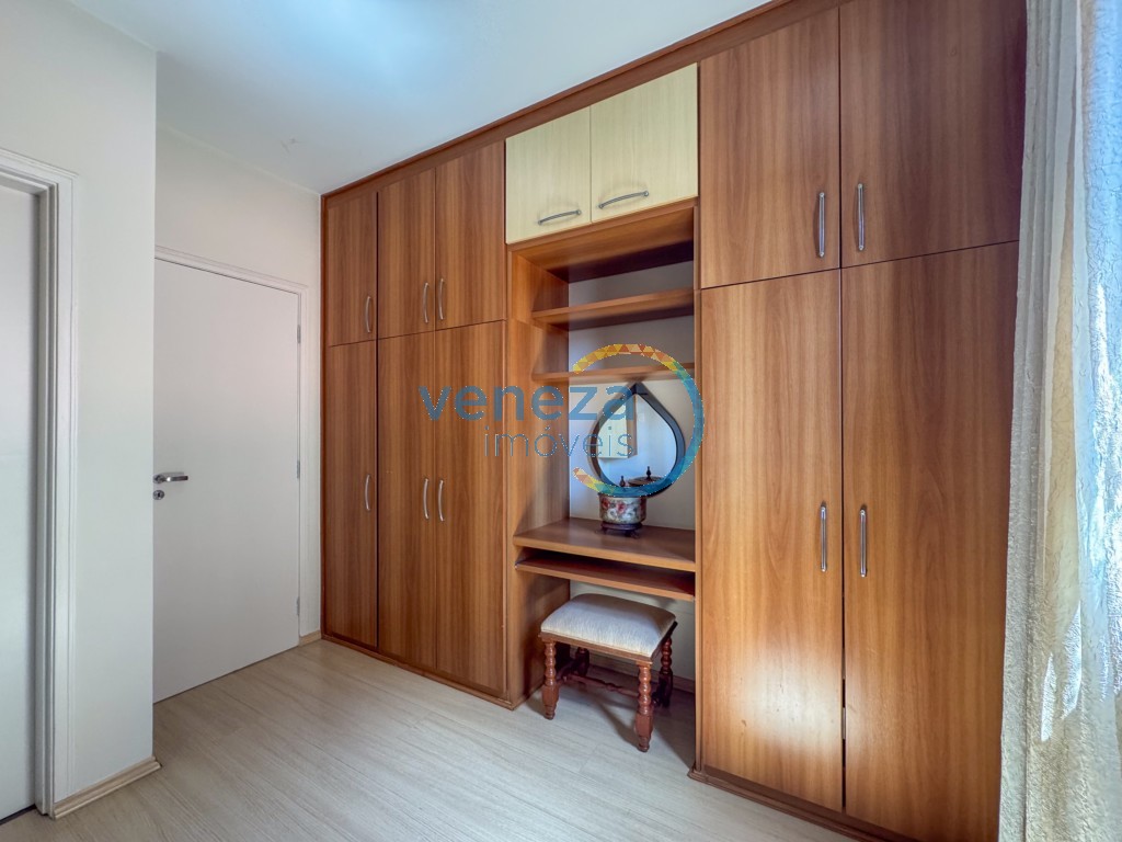 Apartamento para locação no bairro Centro de Londrina com 74.35m<sup>2</sup> útil, 3 quartos, 1 vaga de garagem