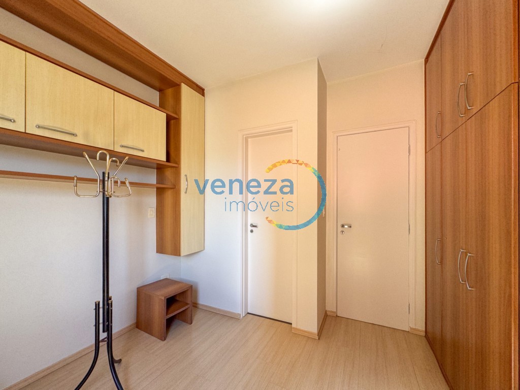 Apartamento para locação no bairro Centro de Londrina com 74.35m<sup>2</sup> útil, 3 quartos, 1 vaga de garagem
