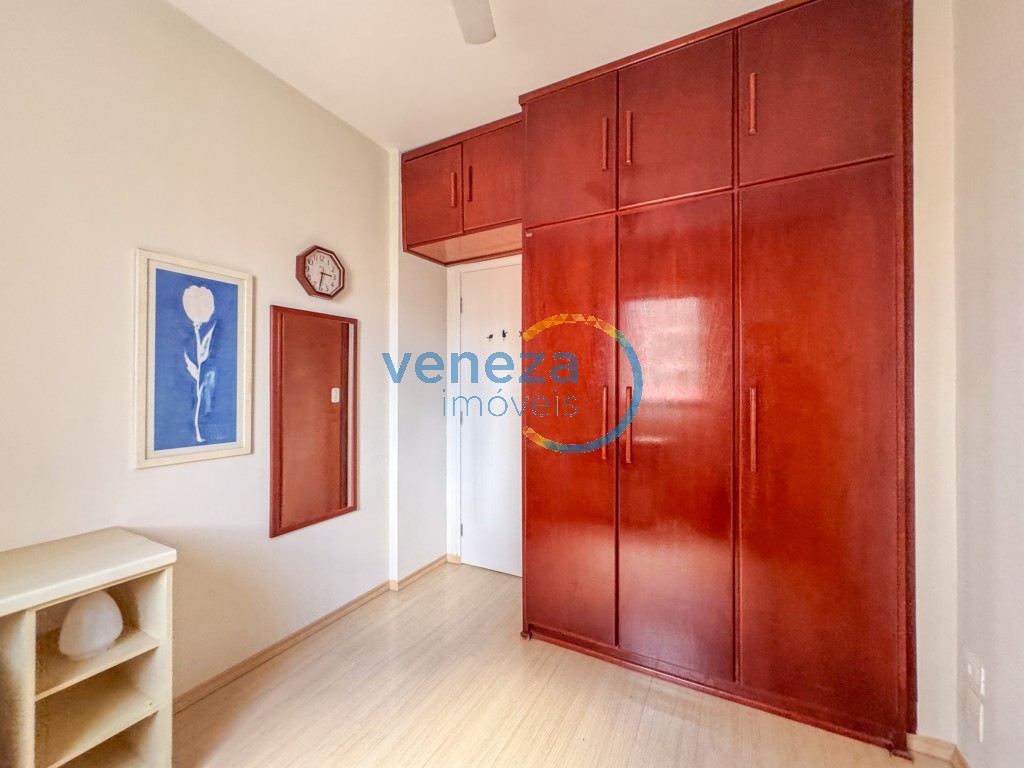 Apartamento para locação no bairro Centro de Londrina com 74.35m<sup>2</sup> útil, 3 quartos, 1 vaga de garagem