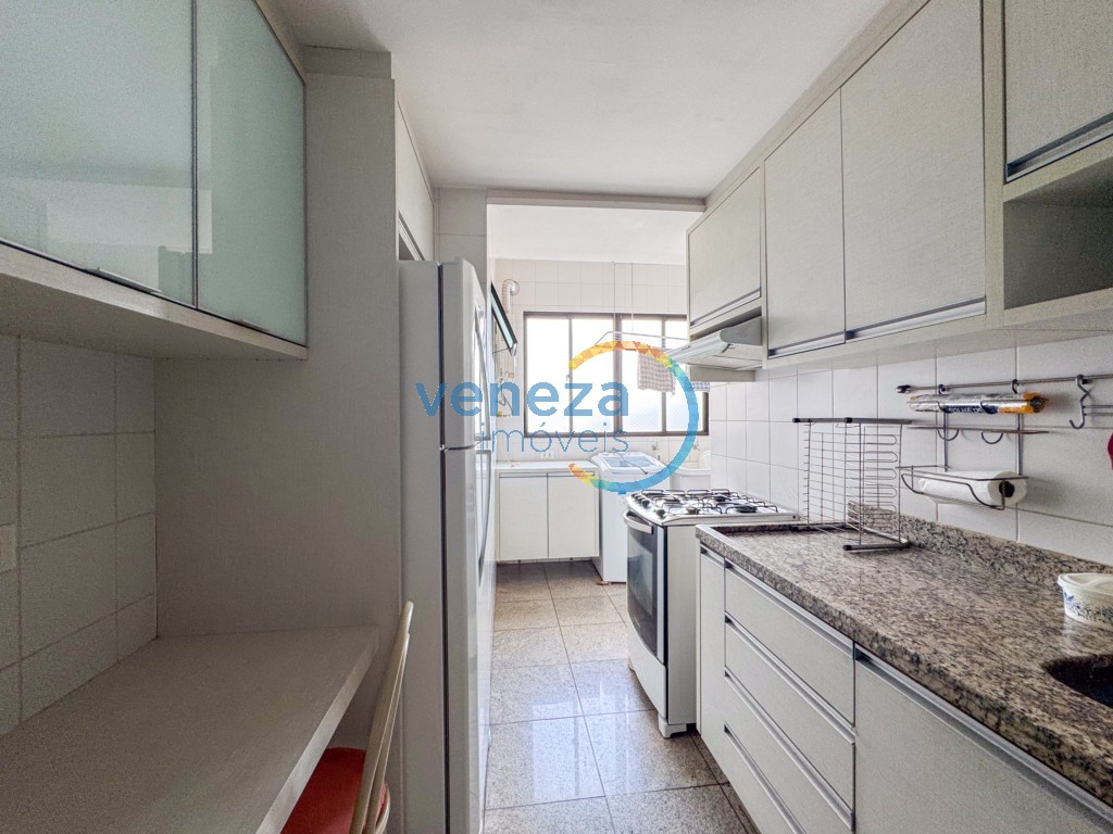 Apartamento para locação no bairro Centro de Londrina com 74.35m<sup>2</sup> útil, 3 quartos, 1 vaga de garagem