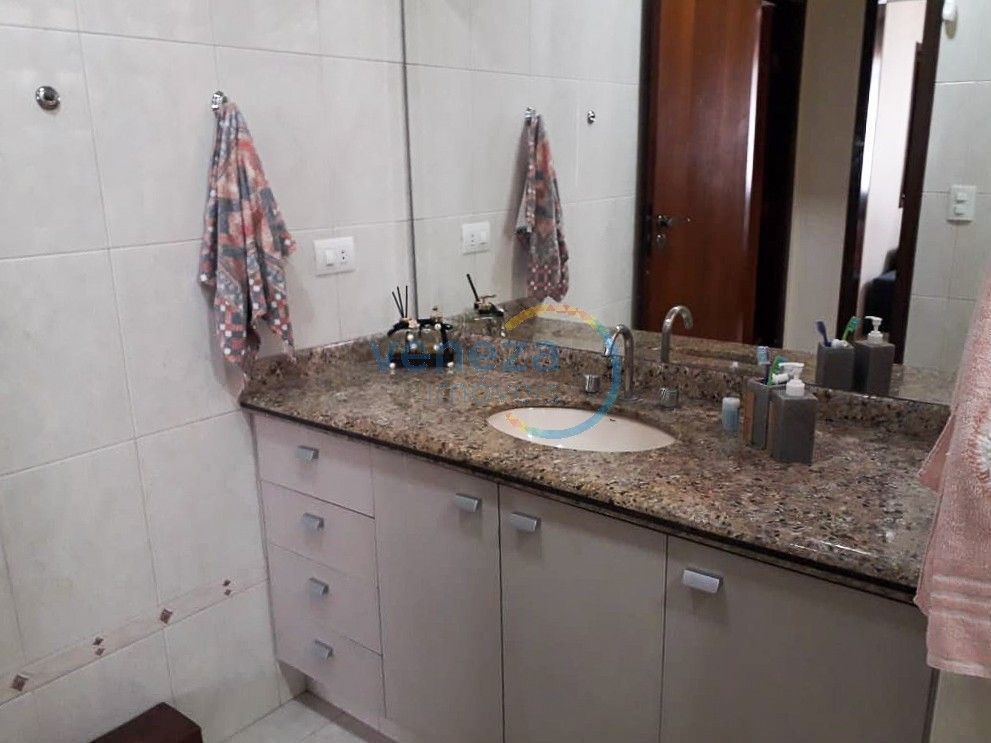 Casa à venda em Belo Horizonte, Londrina — Portal Chave Fácil