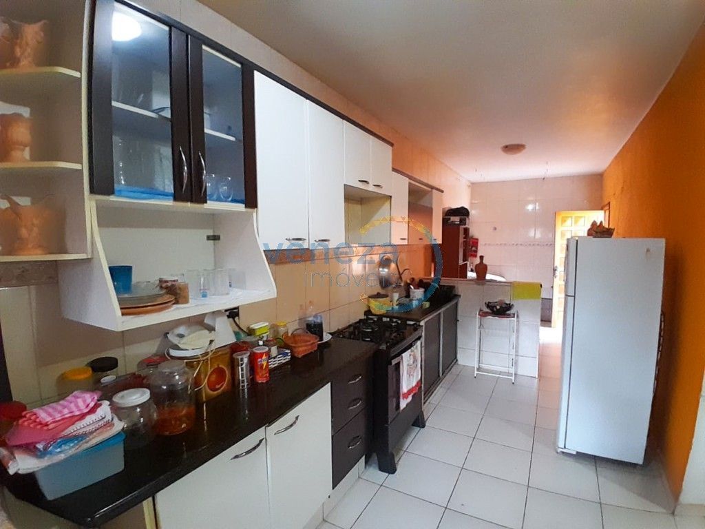 Casa Residencial para venda no bairro Industrias de Londrina - Foto 9