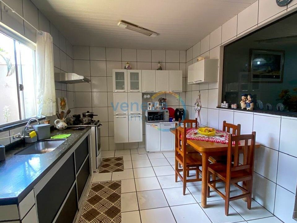 Casa Residencial para venda no bairro Marieta de Londrina - Foto 11