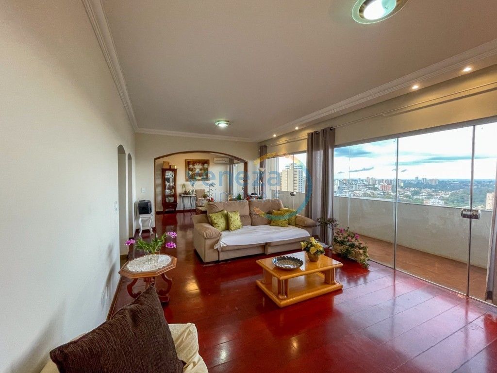 Apartamento para venda no Centro em Londrina com 345m² por R$ 960.000,00  - Foto 2