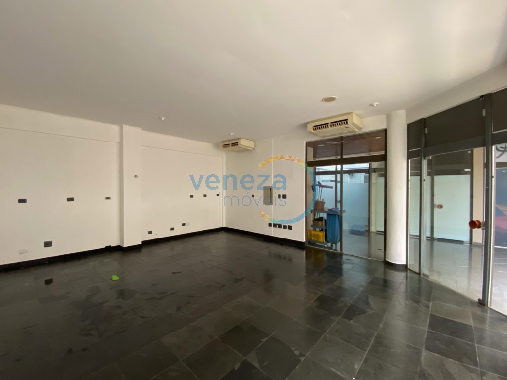 Sala para locacao no Centro em Londrina com 43m² por R$
                                                                                                                                                                                            1.450,00                                                                                            