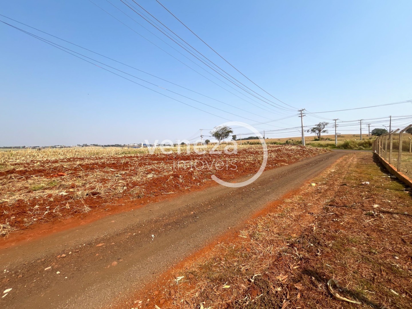 Chácara-imóvel-rural para venda no Vila Atalaia em Cambe com 0m² por R$ 18.000.000 - Foto 2