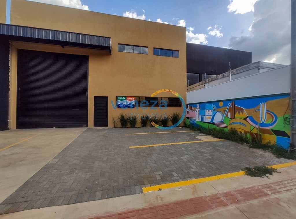 Barracão para locacao no Portal de Versalhes em Londrina com 240m² por R$ 4.300,00