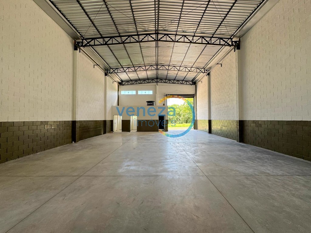 Barracão para locação no bairro Portal de Versalhes de Londrina com 240m<sup>2</sup> útil