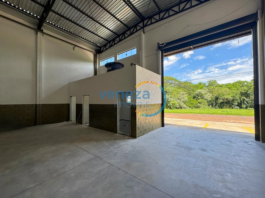 Barracão para locação no bairro Portal de Versalhes de Londrina com 240m<sup>2</sup> útil
