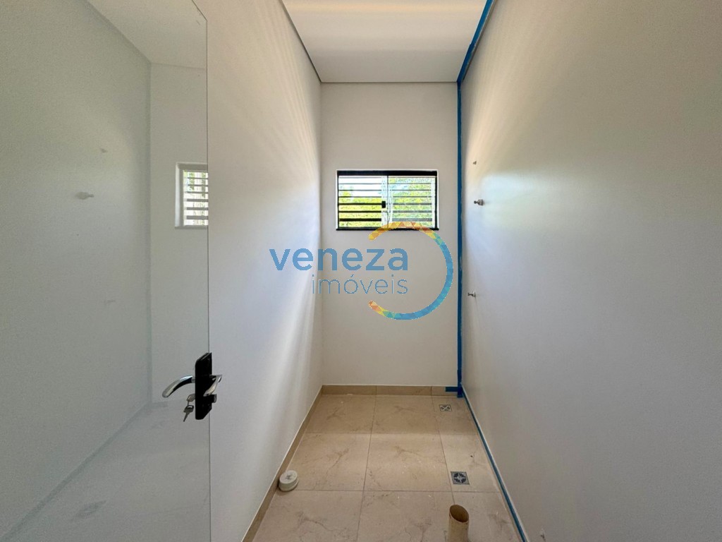 Barracão para locação no bairro Portal de Versalhes de Londrina com 240m<sup>2</sup> útil