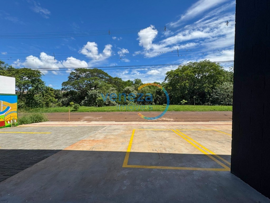 Barracão para locação no bairro Portal de Versalhes de Londrina com 240m<sup>2</sup> útil