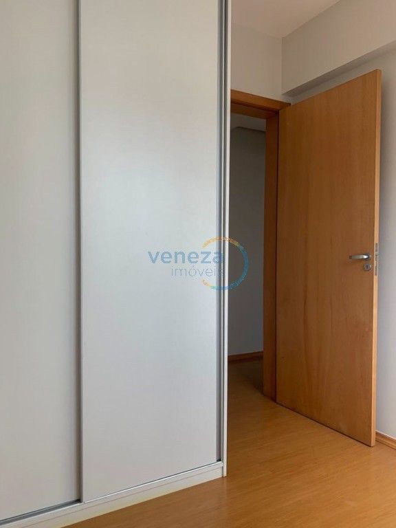 Apartamento à venda no bairro Centro de Londrina com 45.95m<sup>2</sup> útil, 2 quartos, 1 vaga de garagem