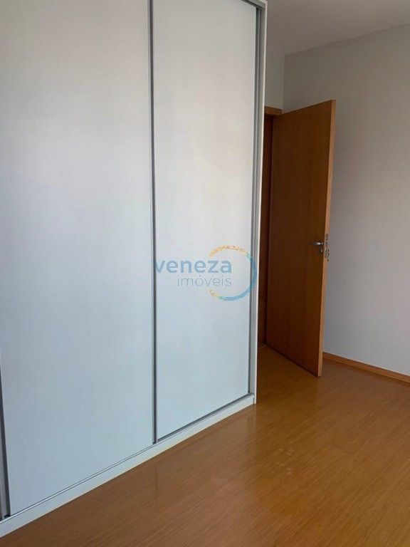 Apartamento à venda no bairro Centro de Londrina com 45.95m<sup>2</sup> útil, 2 quartos, 1 vaga de garagem