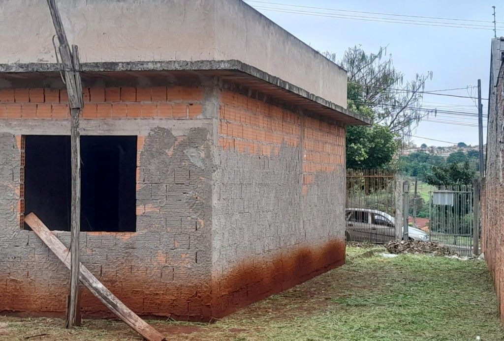 Casa à venda em Carnascialli, Londrina — Portal Chave Fácil