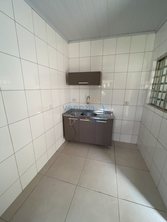 Casa Residencial para locação no bairro Jose Garcia Molina de Londrina - Foto 6