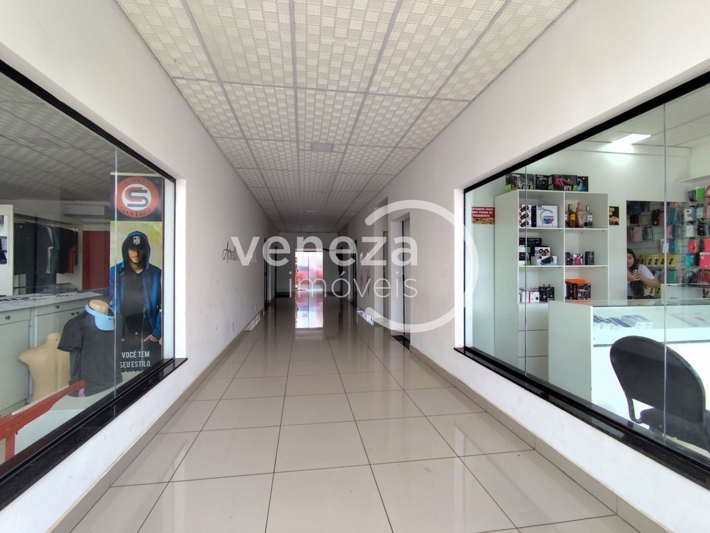 Salão-loja para venda no Centro em Ibipora com 532,1m² por R$ 3.500.000  - Foto 2