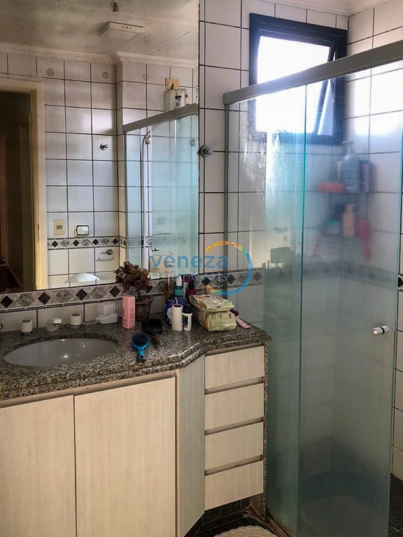 Apartamento para venda no bairro Centro de Londrina - Foto 13