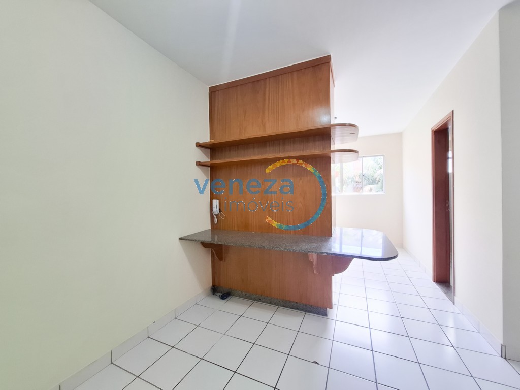 Apartamento para locacao no Cidade Universitaria em Londrina com 45m² por R$ 890,00