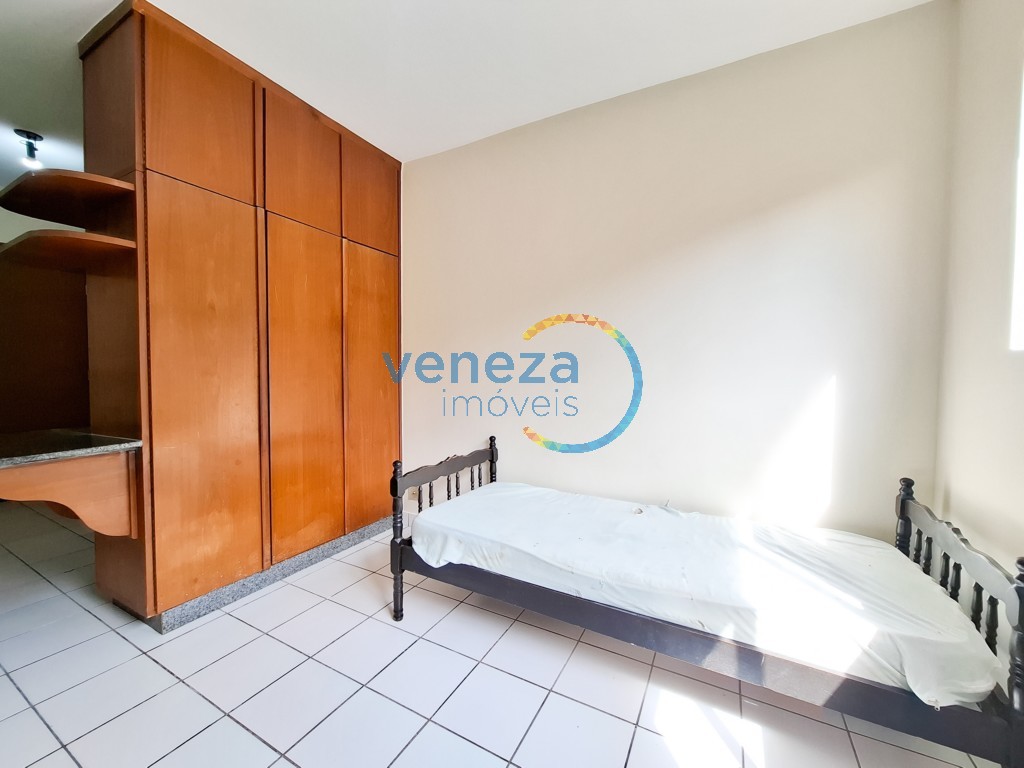 Apartamento para locação no bairro Cidade Universitaria de Londrina com 27m<sup>2</sup> útil, 1 quarto, 1 vaga de garagem