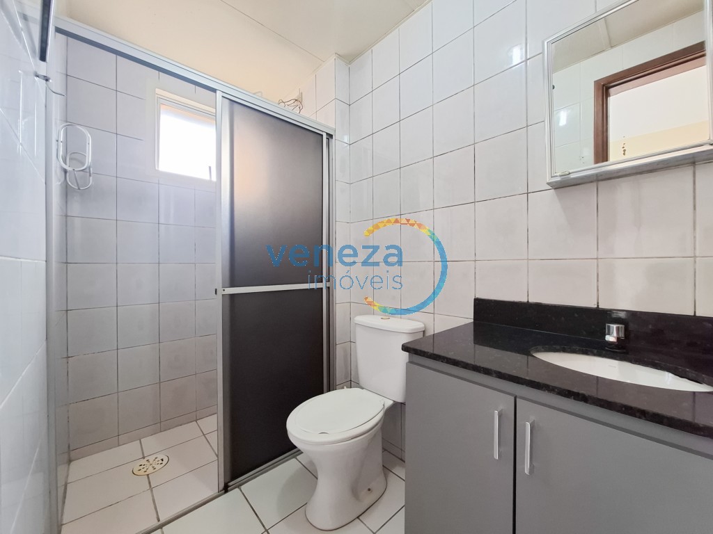 Apartamento para locação no bairro Cidade Universitaria de Londrina com 27m<sup>2</sup> útil, 1 quarto, 1 vaga de garagem