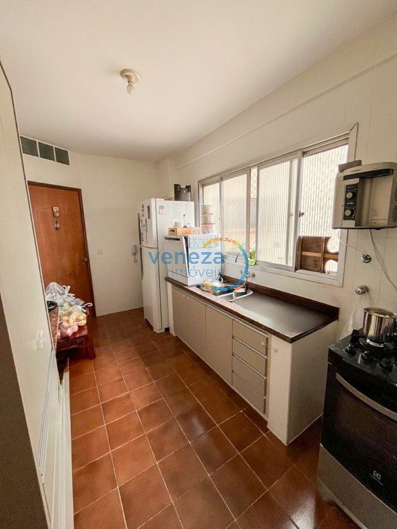 Apartamento para venda no bairro Centro de Londrina - Foto 11