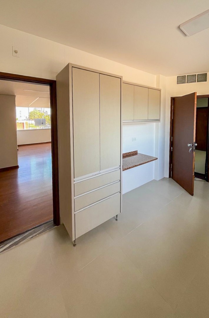 Apartamento para venda no bairro Centro de Londrina - Foto 12