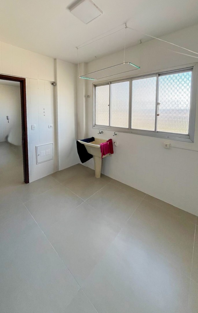 Apartamento para venda no bairro Centro de Londrina - Foto 14