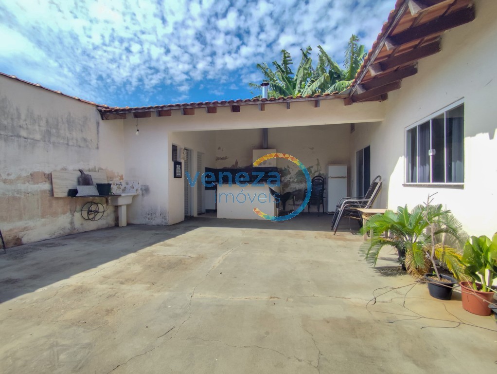 Casa Residencial para venda no bairro Conjunto Liberdade de Londrina - Foto 19