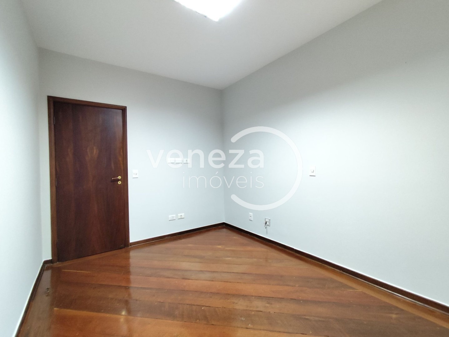 Apartamento para venda no bairro Centro de Londrina - Foto 38