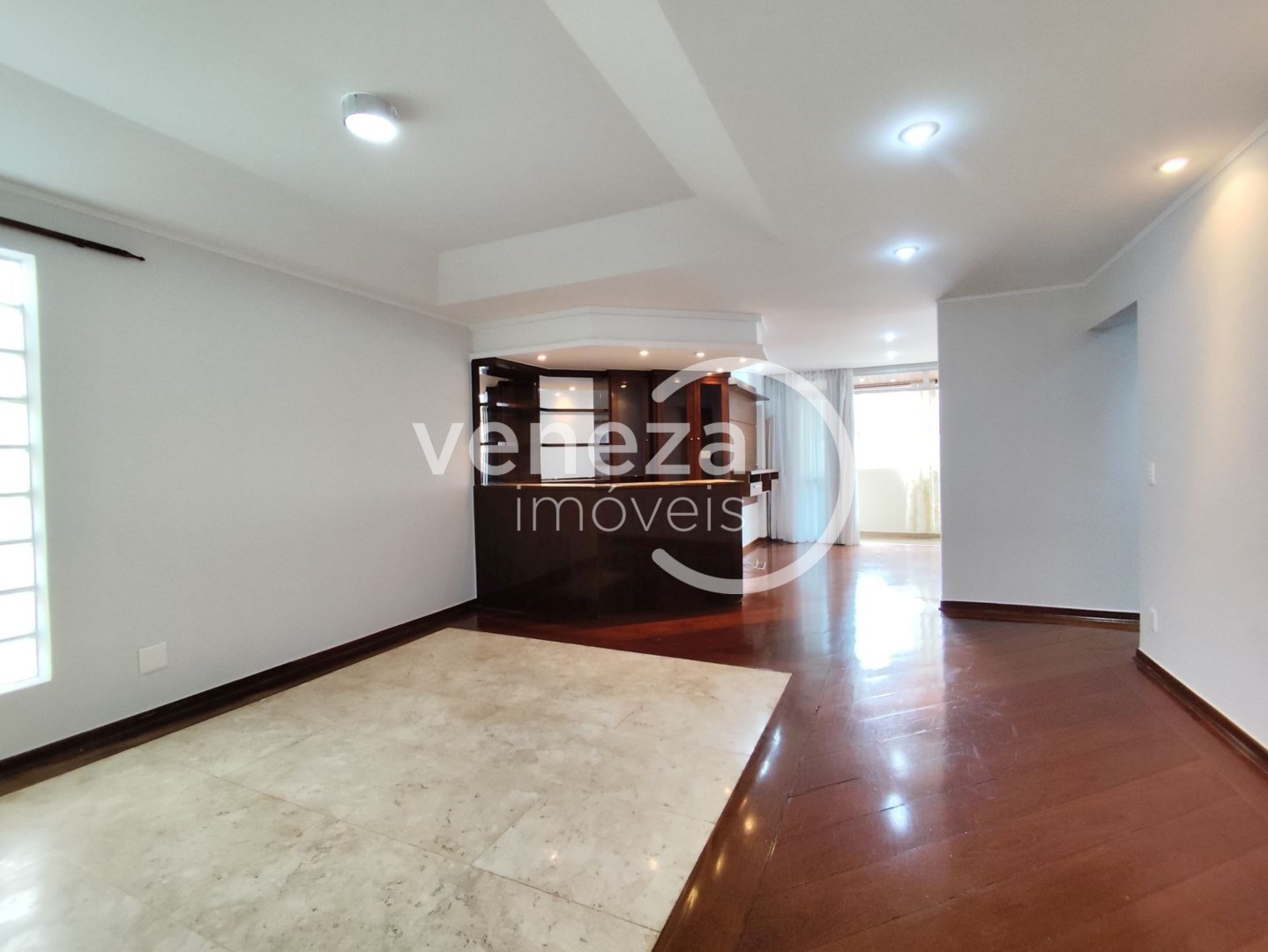 Apartamento para venda no bairro Centro de Londrina - Foto 7