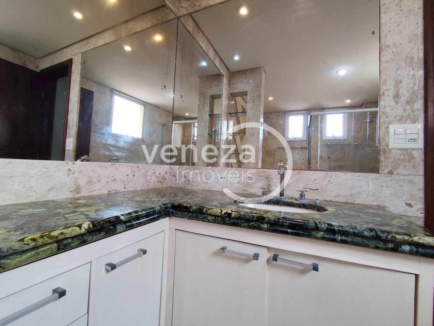 Apartamento para venda no bairro Centro de Londrina - Foto 68