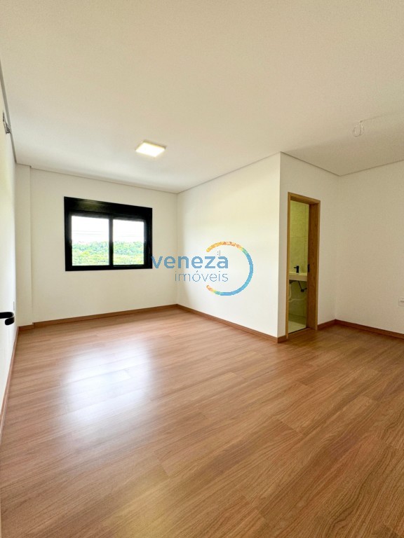 Casa Residencial para venda no bairro Portal de Versalhes de Londrina - Foto 10