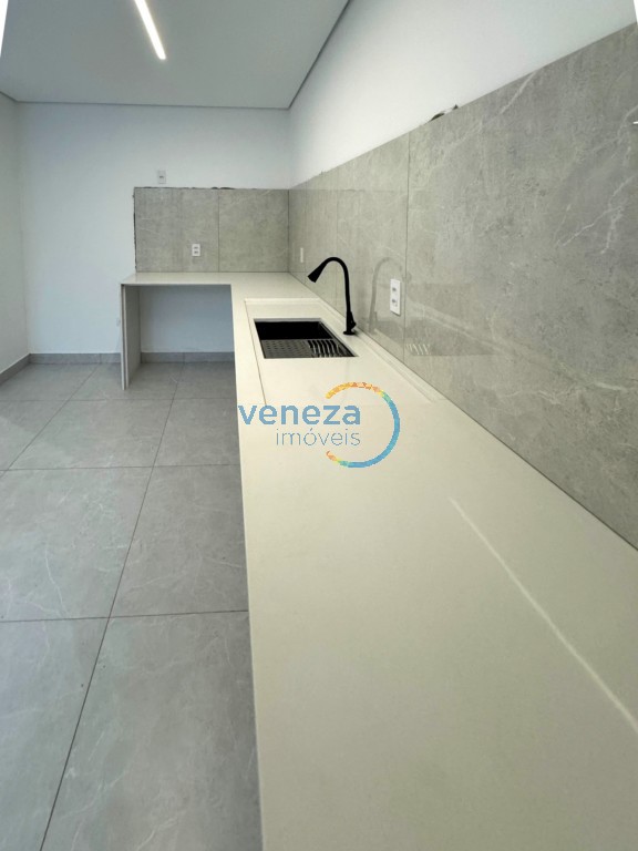 Casa Residencial para venda no bairro Portal de Versalhes de Londrina - Foto 15