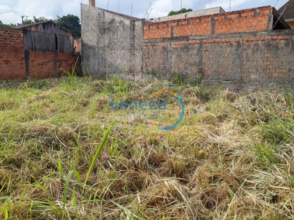 Casa Residencial para venda no bairro Columbia de Londrina - Foto 12