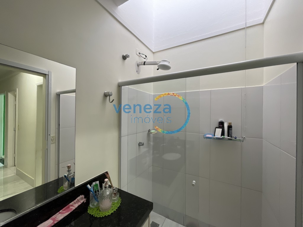 Casa Residencial para venda no bairro Vale Verde de Londrina - Foto 12