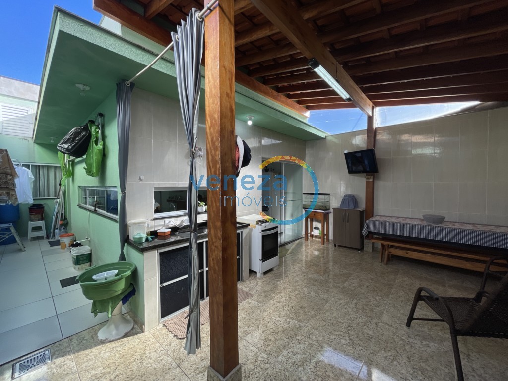 Casa Residencial para venda no bairro Vale Verde de Londrina - Foto 35