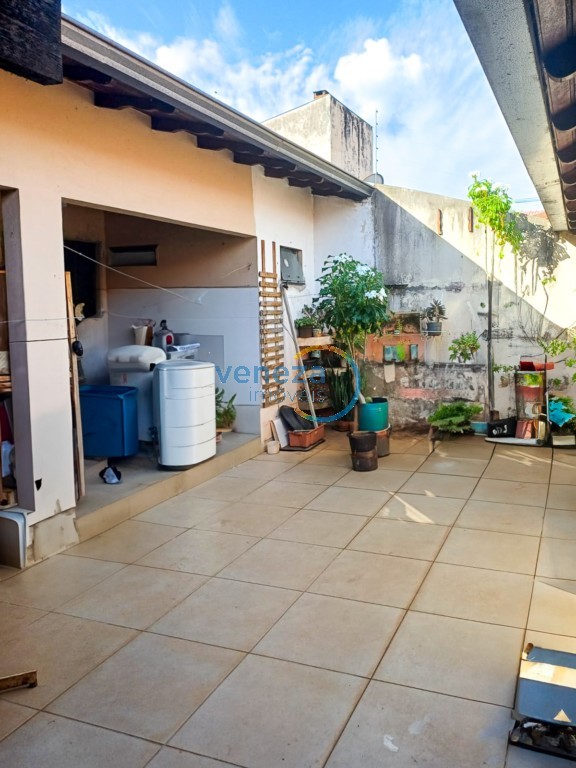 Casa Residencial para venda no bairro Santa Monica de Londrina - Foto 12