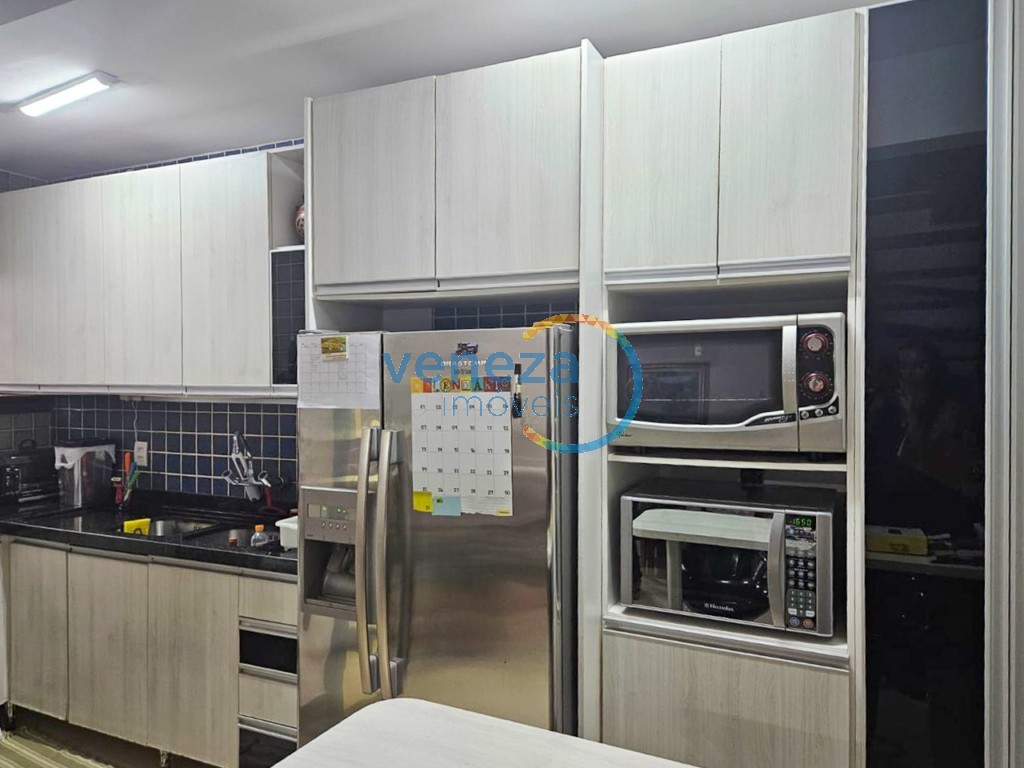 Casa Residencial para venda no bairro --- de Londrina - Foto 19