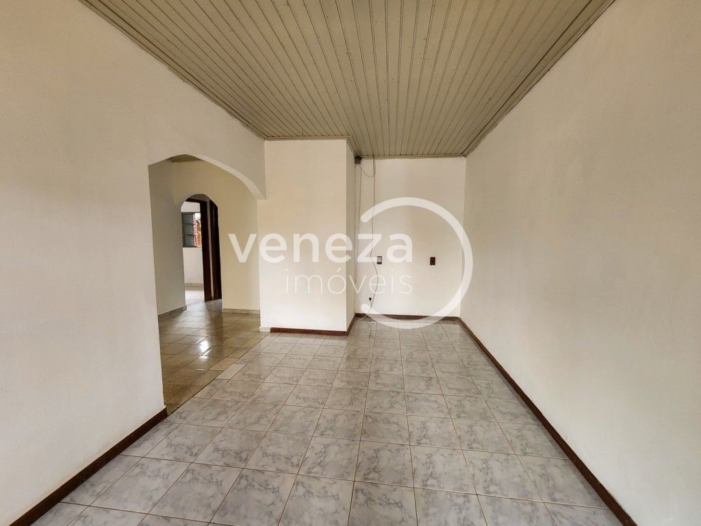 Casa Residencial para locacao no Cafezal em Londrina com 110m² por R$ 1.600
