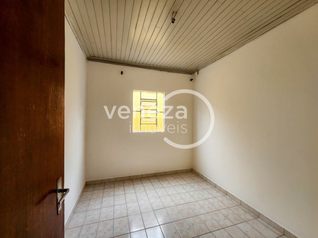 Casa Residencial para locação no bairro Cafezal de Londrina - Foto 4