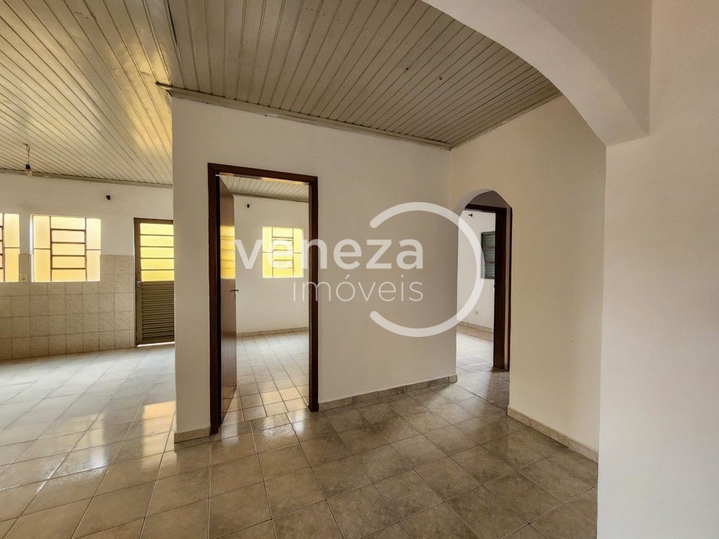 Casa Residencial para locação no bairro Cafezal de Londrina - Foto 8