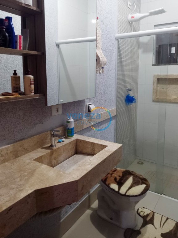 Casa Residencial para venda no bairro Coliseu de Londrina - Foto 4