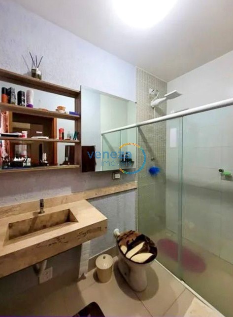 Casa Residencial para venda no bairro Coliseu de Londrina - Foto 5