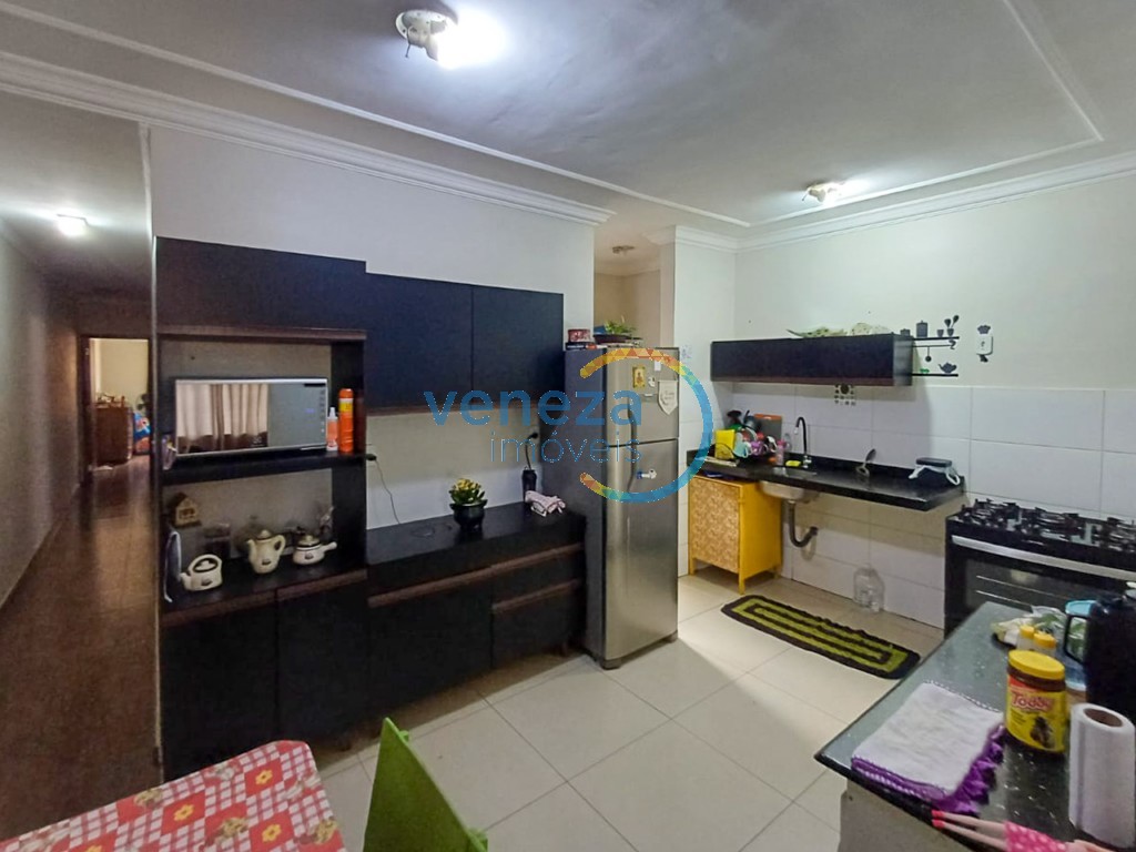 Casa Residencial para venda no bairro Columbia de Londrina - Foto 13